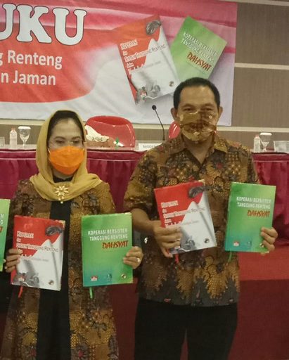 Img-20200922-Wa0002 Lp4 Trisakti Bedah Buku Perkoperasian