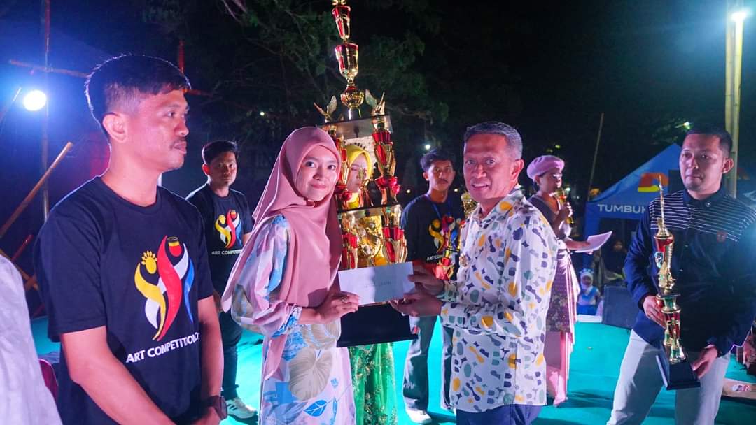 Sman 3 Bone Sabet Prestasi Mengesankan, Rebut Juara Umum I Di Ajang Art Competition Sman 3 Bone Sabet Prestasi Mengesanka, Rebut Juara Umum I Di Ajang Art Competition_Zonanusantara.com