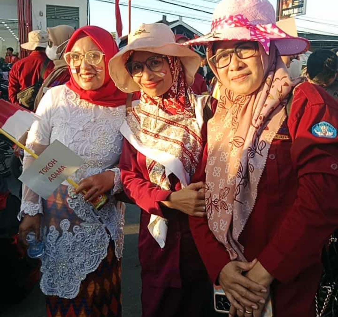Uniasman Tunjukkan Identitas Di Hut Ri, Dari Gerak Jalan Hingga Karnaval Penuh Warna Uniasman Tunjukkan Identitas Di Hut Ri, Dari Gerak Jalan Hingga Karnaval Penuh Warna
