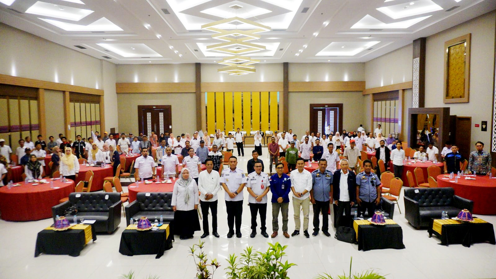 Sidang Pleno Komisi Irigasi, Wujudkan Pertanian Berkelanjutan Di Bone Sidang Pleno Komisi Irigasi, Wujudkan Pertanian Berkelanjutan Di Bone