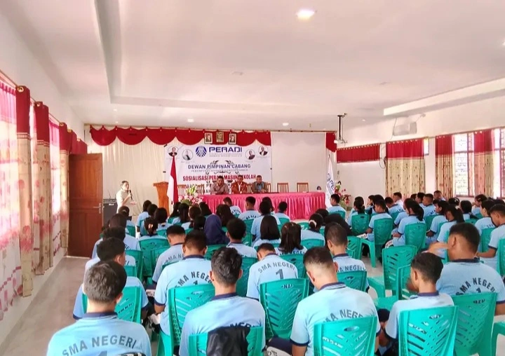 Screenshot_20250725-215818_Chrome Peradi Atambua Edukasi Siswa Sman 1 Kefamenanu Tentang Pencegahan Bullying Dan Kenakalan Remaja