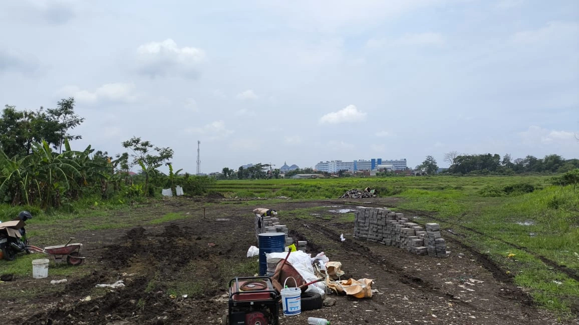 Img-20251025-Wa0022 Polemik Rencana Pembangunan Jalan Tembus Griya Santa, Rw 12 Tolak Sp Kedua