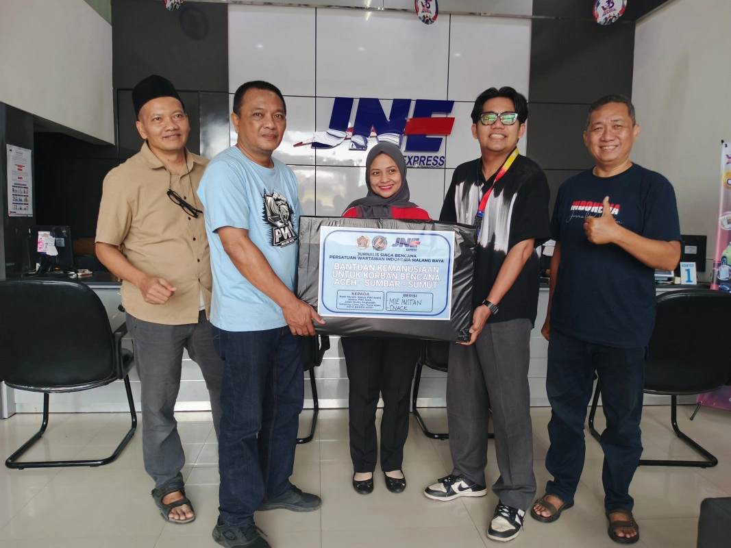 Img_20251218_131441_067 Lewat Jne, Jsb Pwi Malang Raya Salurkan Bantuan Berkat Kolaborasi Jc Corporate