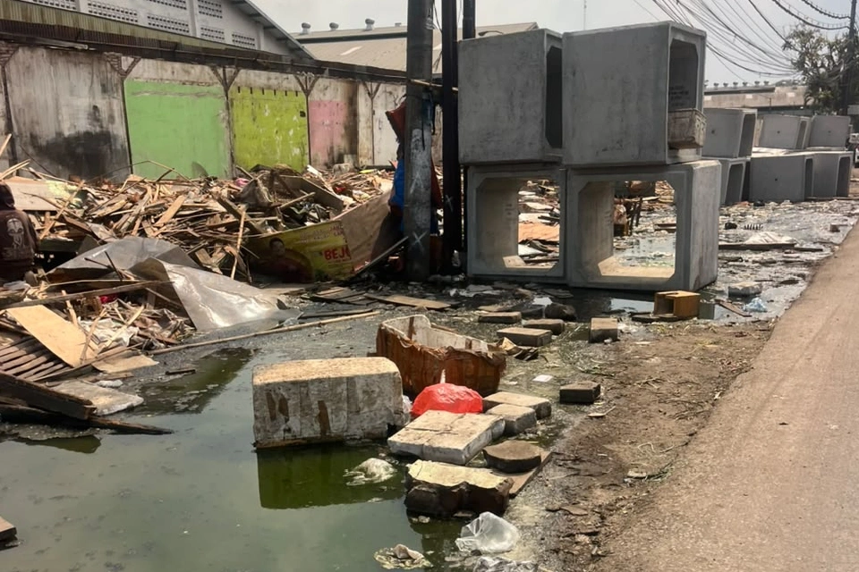1789794017890 Proyek Jalan Pasar Gadang Disinyalir Asal-Asalan Hingga Picu Sarang Penyaki