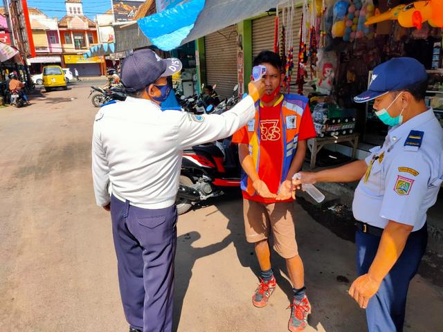 Dishub Sosialisasi Pemakaian Masker Di Terminal Gondanglegi