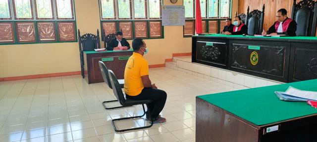 Terdakwa Lakalantas Menjalani Sidang Perdana
