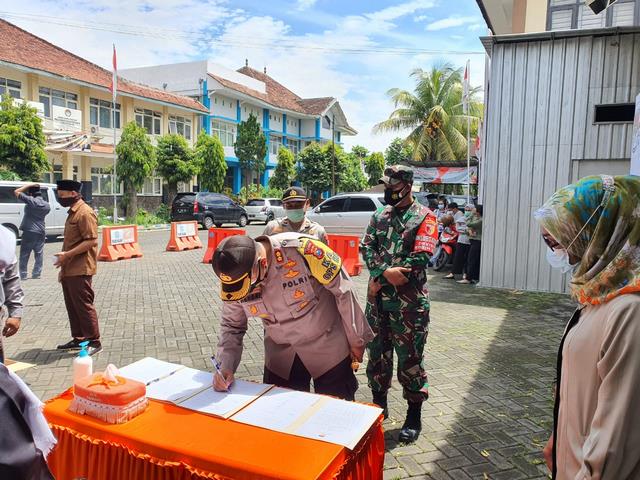 Kpu Malang Musnahkan Ribuan Surat Suara