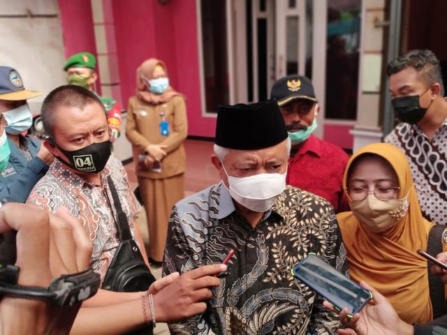 Calon Petahana Coblos Di Kampungnya 