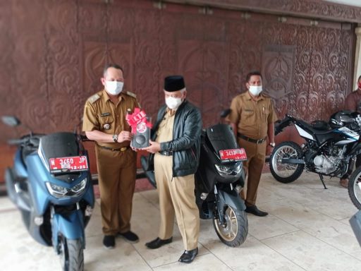 Bupati Malang Serahkan Ratusan Motor Dinas Untuk Kepala Desa