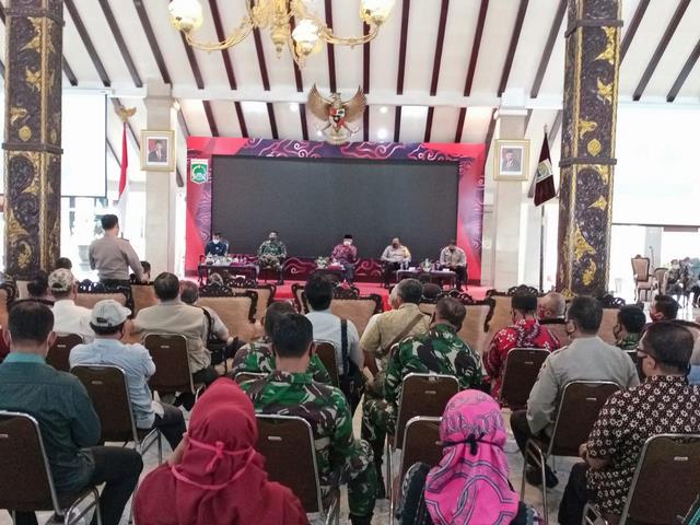 Selama Ppkm, Pemkab Malang Hentikan Kbm Tatap Muka