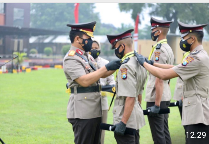 Kapolda Lantik 631 Bintara Remaja Di Spn Polda Jatim