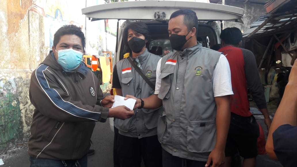 Anggota Dewan Kota Batu Urung Embuk Membantu Pasien Kurang Mampu