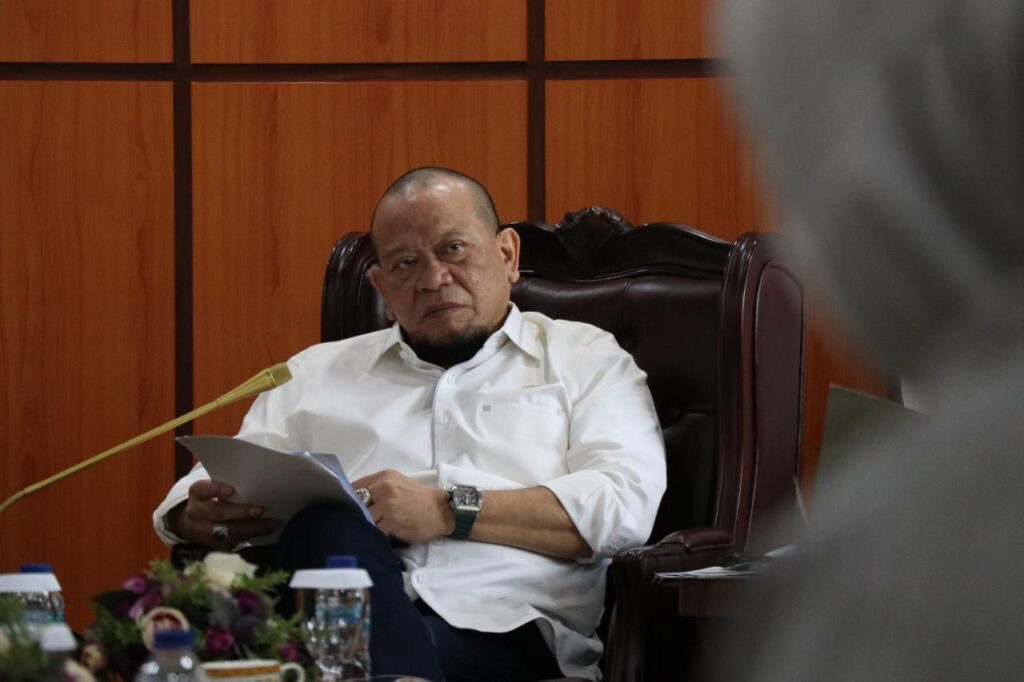 Ri Bersiap Hidup Berdampingan Dengan Covid, Lanyalla: Vaksinasi Harus Maksimal