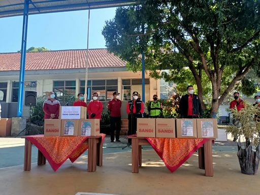 Kunjungi Warga Isoter Relawan Sandi Puan Maharani Aksi Sosial