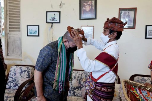 Dikunjungi Ketua Dpd Ri, Raja Di Kupang Titip Pesan Untuk Presiden Jokowi