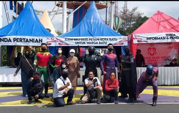 Bantu Warga Jatim Park Group Salurkan Ribuan Paket Sembako