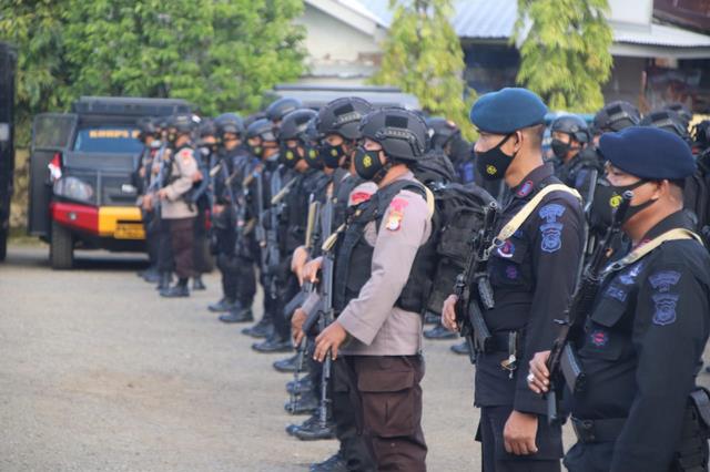 Jelang Pemberangkatan Tugas Pengamanan Pon Xx, Danyon Brimob Bone Menggelar Apel Pasukan