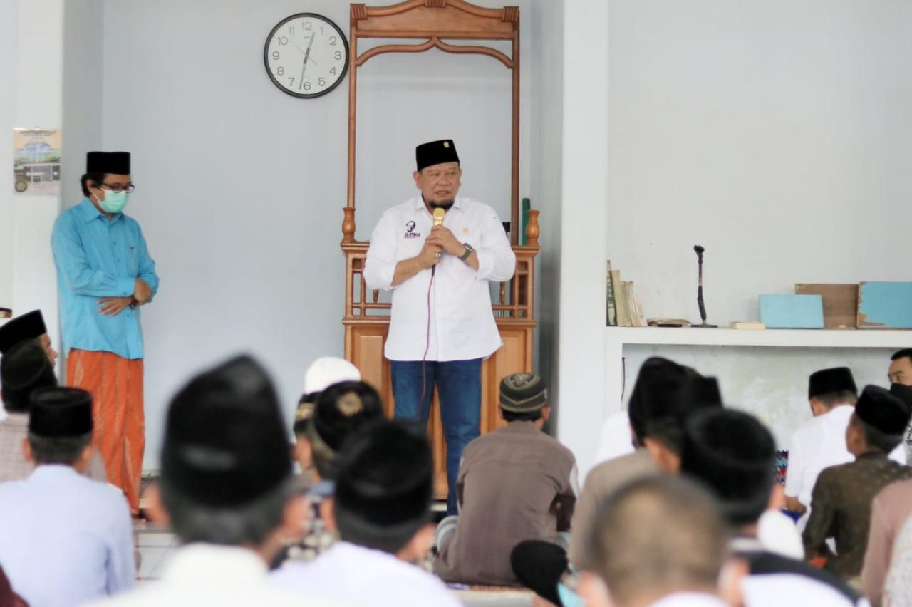 Maknai Hari Santri, Ketua Dpd Ri Minta Pemerintah Tingkatkan Kepedulian Terhadap Pesantren