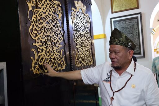 Kunjungi Masjid Sultan Riau, Lanyalla Minta Pemprov Kepri Kembangkan Wisata Religi