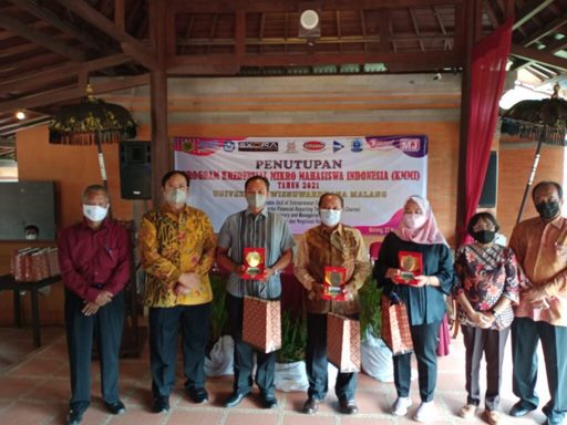 Rektor Unidha Tutup Kegiatan Kmmi Tahun 2021