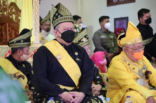 Terima Gelar Di Pelalawan, Lanyalla: Raja Dan Sultan Harus Terwakili Dalam Sistem Demokrasi