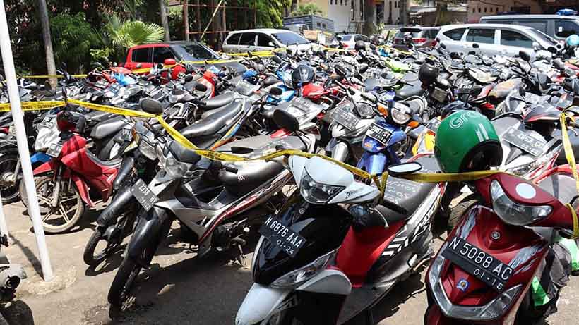 Polisi Menemukan Puluhan Motor Di Lokasi Sabung Ayam