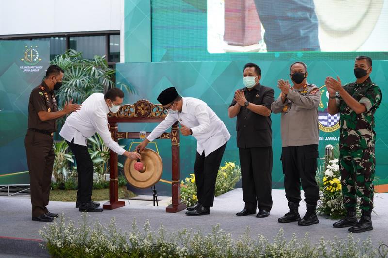 Jaksa Agung Resmikan Kantor Kejati Jabar