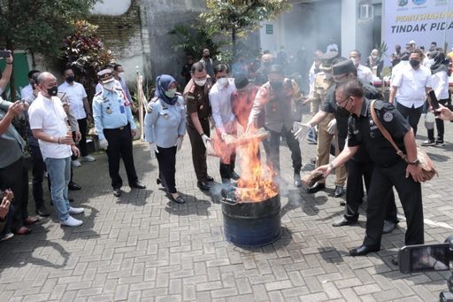 Bnn Kota Malang Musnahkan Belasan Kilogram Narkoba