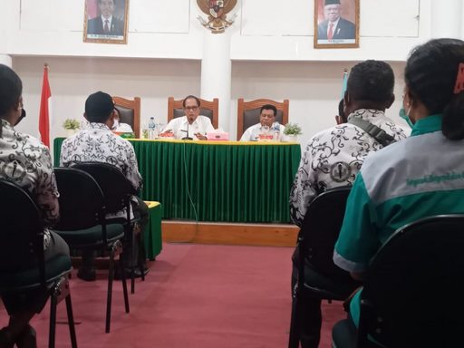 Pgri Minta Bupati Mengaktifkan Kembali Guru Yang Dirumahkan