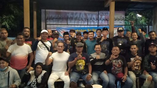 Temu Kangen, Kompas Korwil Malang Raya Bagi Takjil Dan Bukber