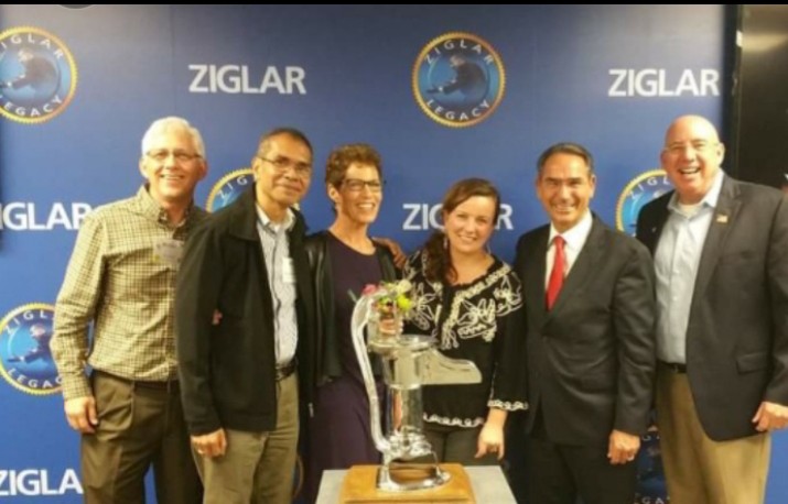 &Quot; Jika Anda Tidak Bekerja Pada Diri Sendiri, Siapa Yang Akan ?&Quot;