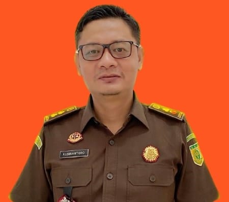 Cabuli Anak Kandungnya Ibnu Qoyum Dituntut 19 Tahun Penjara