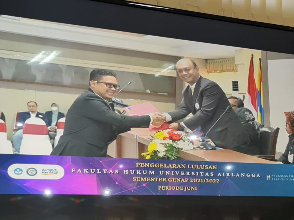 Jaksa Di Malang Meraih Magister Bidang Hukum Dengan Lulus Terbaik