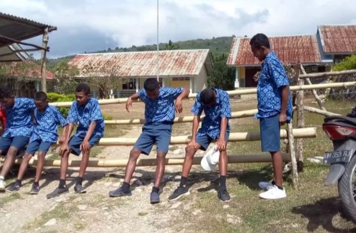 Tidak Bayar Uang Komite, Siswa Smpn Di Ttu Dilarang Ikut Ujian