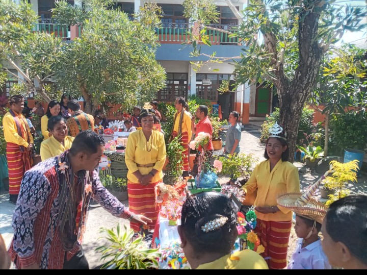 Sdk Leob Gelar Pergelaran Seni Budaya Dan Pameran Hasil Belajar Siswa 