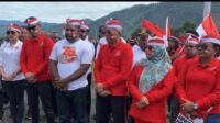 Bendera Merah Putih Raksasa Berkibar Di Puncak Jaya