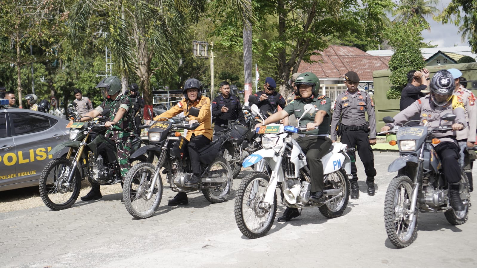 Pj Bupati Bone Bersama Unsur Pimpinan Daerah Pantau Keamanan Pemilu 2024 Di Kota Watampone