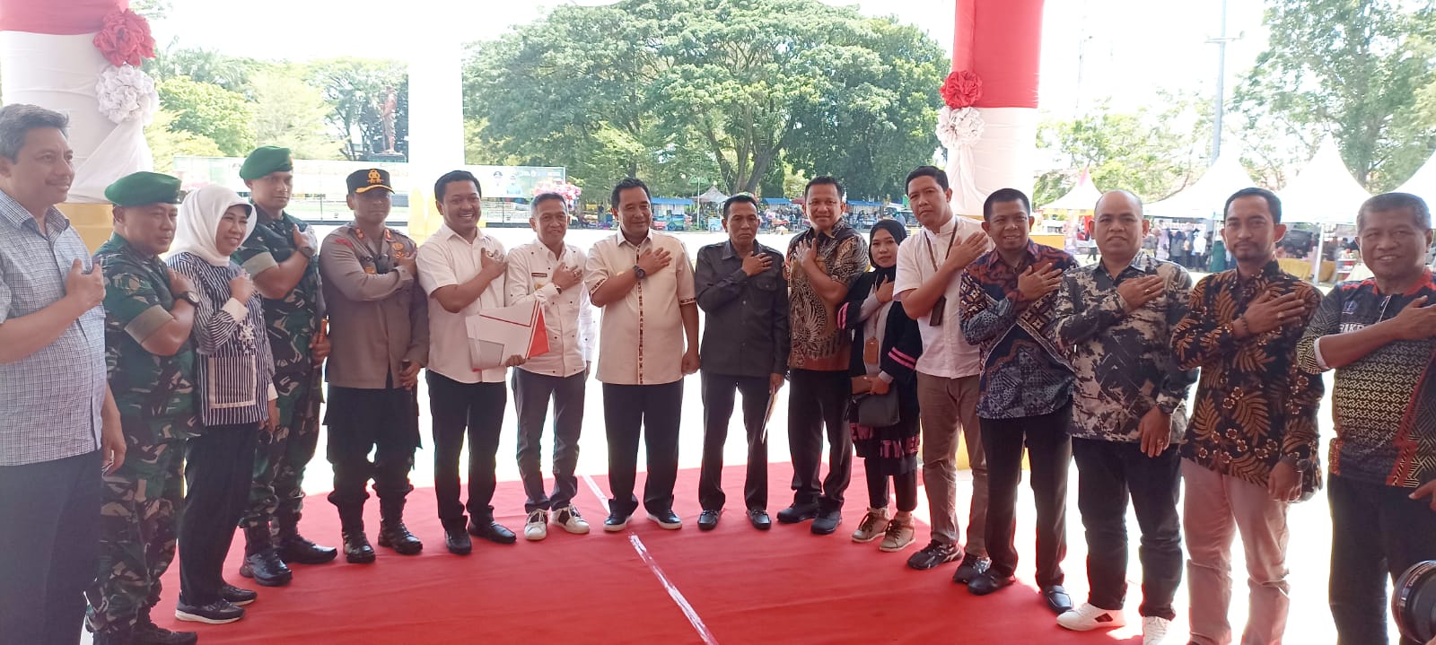 Penandatanganan Bersama Nphd Antara Kpu Dan Bawaslu Dengan Pemkab Bone Dukung Suksesnya Pilkada 2024