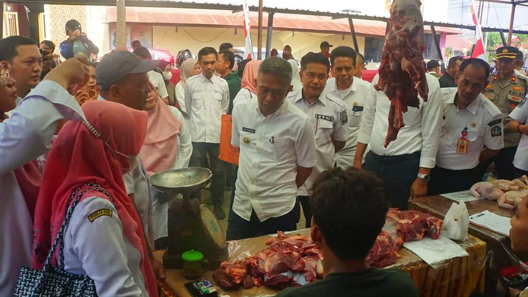 Dinas Peternakan Dorong Ketersediaan Harga Pangan Terjangkau Melalui Pasar Murah