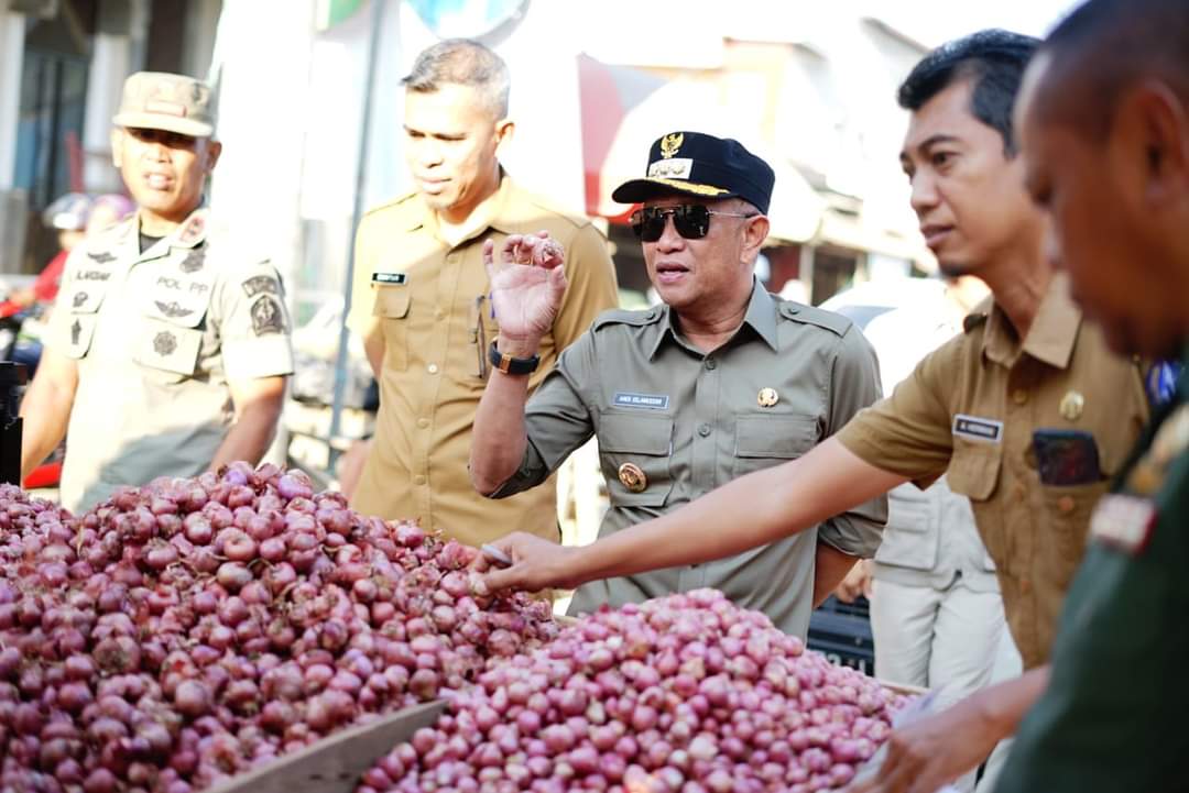 Harga Cabai Naik Tajam Di Bone, Pj. Bupati Bone Ungkap Selisih Harga Dan Upaya Stabilisasi