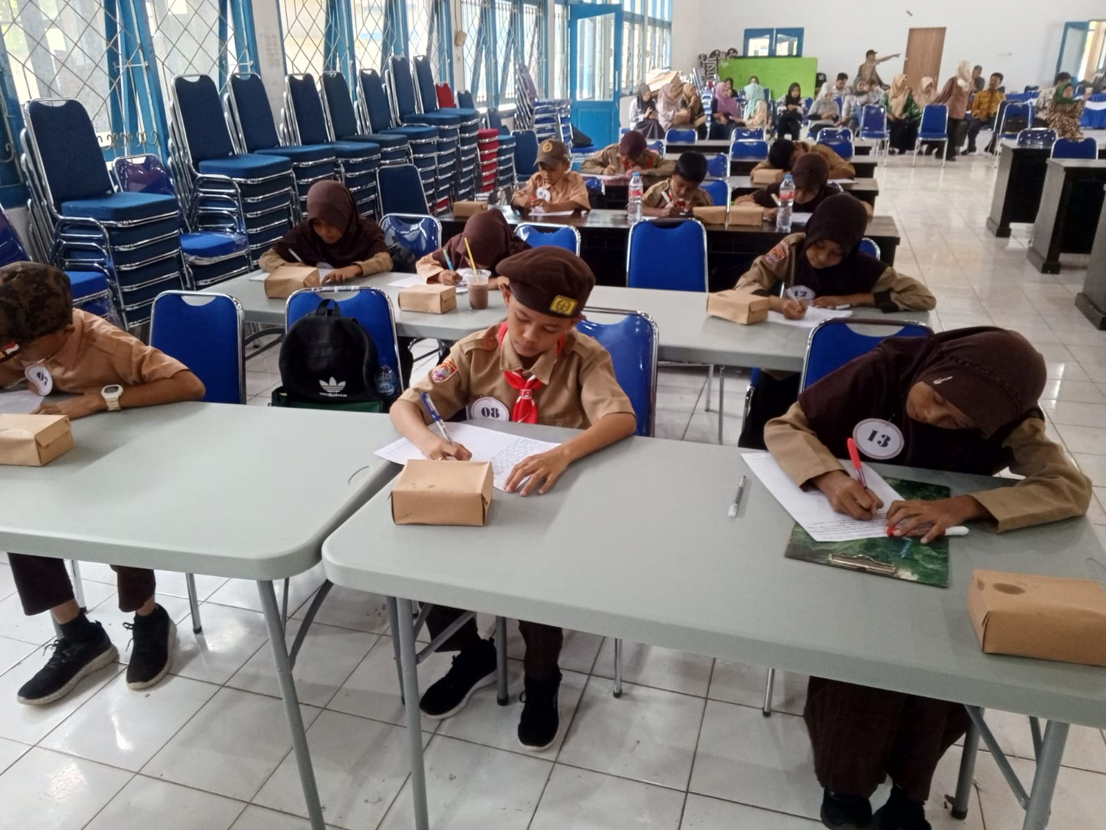 Festival Tunas Bahasa Ibu Dinas Pendidikan, Jadi Ajang Prestasi Bahasa Bugis Untuk Generasi Muda Bone