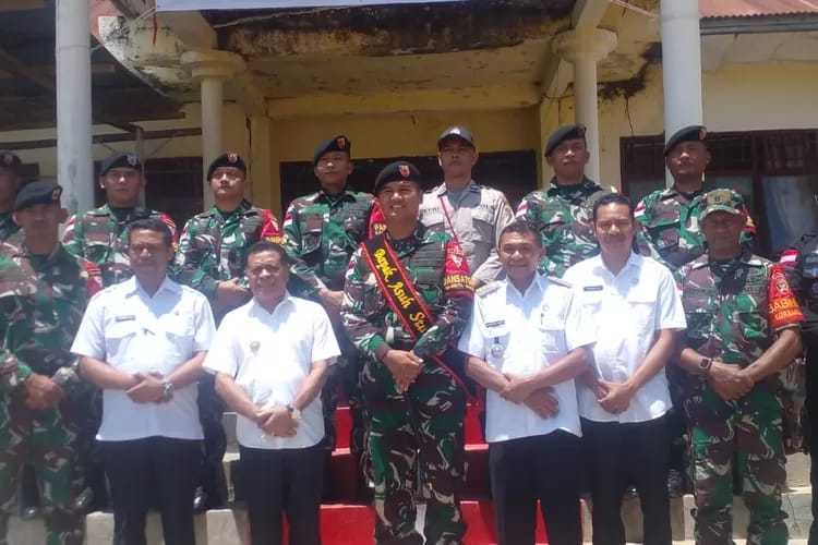 Dansatgas Pamtas Ri-Rdtl Sektor Barat Dikukuhkan Jadi Bapak Asuh Stunting Di Bikomi Nilulat