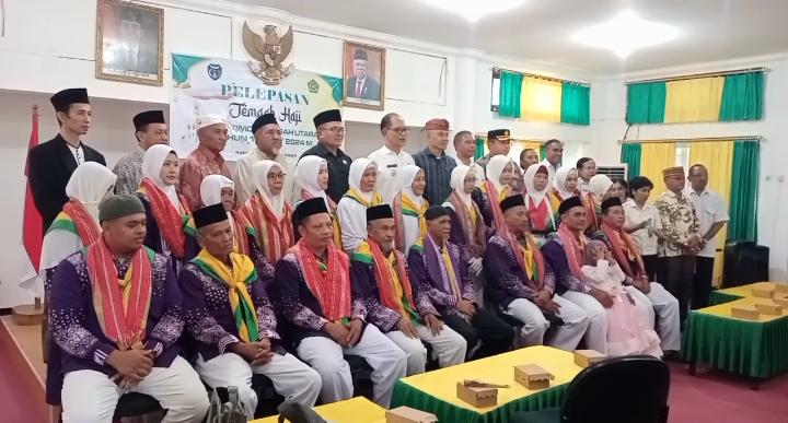 Bupati Ttu Lepas 20 Jemaah Haji Tahun 1445 H/2024
