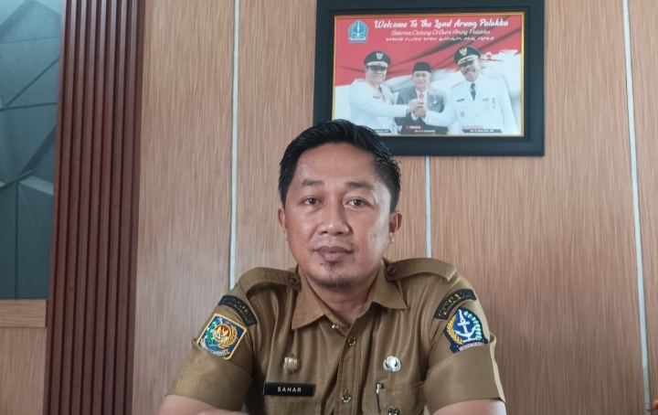Oknum Honorer Damkar Bone Diduga Jadi Calo Di Disduk Bone. Kadisduk Capil : Tak Ada Pembayaran, Jangan Pakai Calo