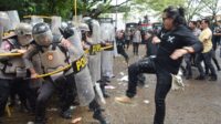 Simulasi Pengamanan Pilkada Di Bone, Unjuk Rasa Anarkis Berakhir Terkendali