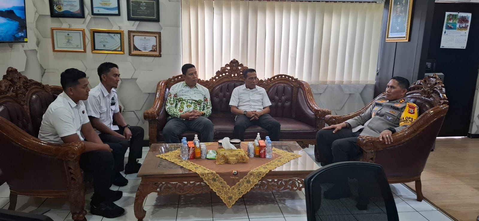 Penguatan Kelembagaan Sentra Gakkumdu, Bawaslu Bone Silaturahmi Ke Polres Dan Kejaksaan