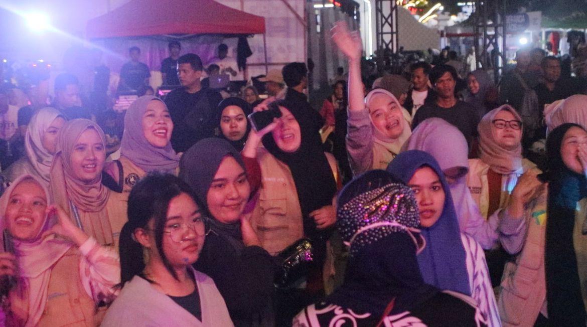 Heboh! Tenribetta Band Buat Pengunjung Festival Tanjung Palette Bergoyang
