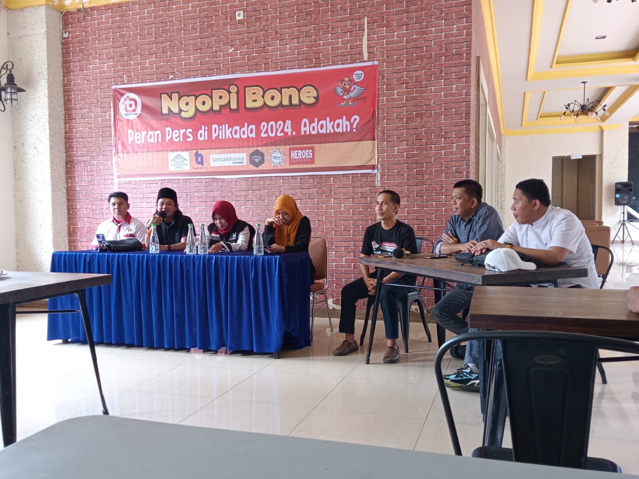 Menjaga Integritas Pemilu, Ngopi Bone Kupas Peran Strategis Pers Dalam Pilkada 2024