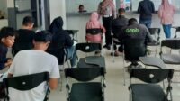 Personel Satlantas Polres Bone Berikan Edukasi Pengawalan Jenazah Di Gedung Pelayanan Terpadu