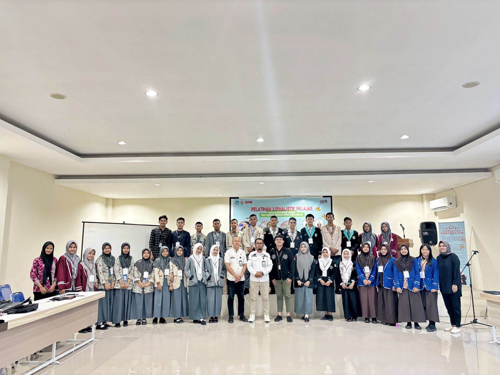 Kembangkan Jurnalisme Kritis Di Era Digital, Rumah Baca Rumi Gaet Pelajar Bone